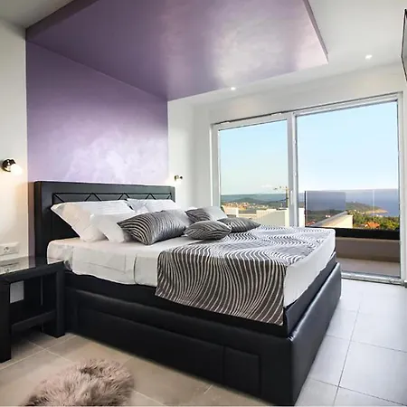 Сasa de vacaciones Pet Friendly In With Sauna *